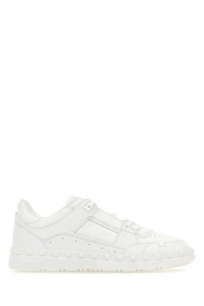 Shop Valentino Garavani Man Sneakers In White