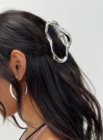 Princess Polly Take It Off Hair Clip In Chrome