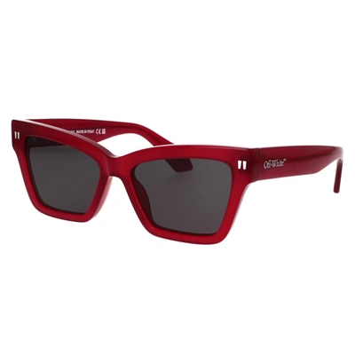 Shop Off-white Sunglasses In Red