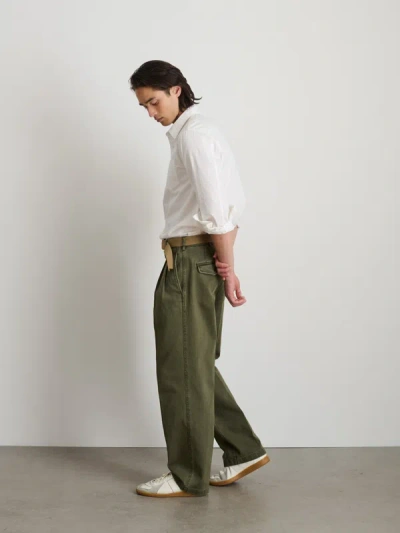 Shop Alex Mill Double Pleated Pant In Bedford Cotton In Washed Olive