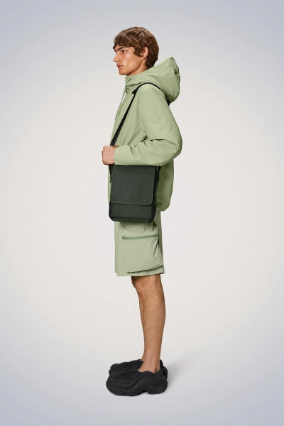 Shop Rains Trail Reporter Bag In Green