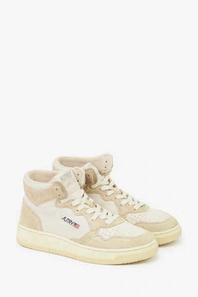 Autry 01 Mid Sneakers In White