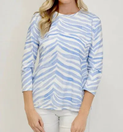 Shop Ilinen 3/4 Sleeve Zebra Shirt In Blue/white