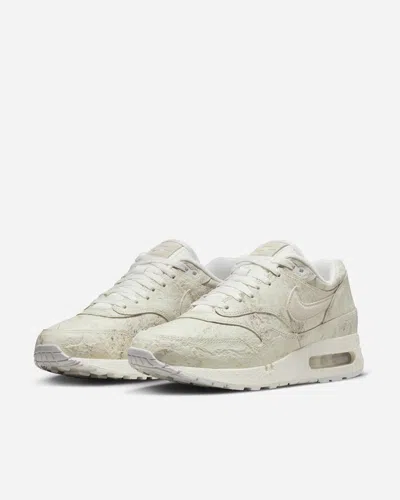 Shop Nike Air Max 1&#39;86 In White