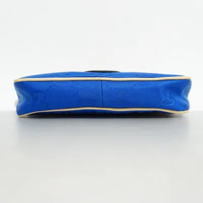 Shop Gucci Off The Grid Blue Synthetic Clutch Bag ()