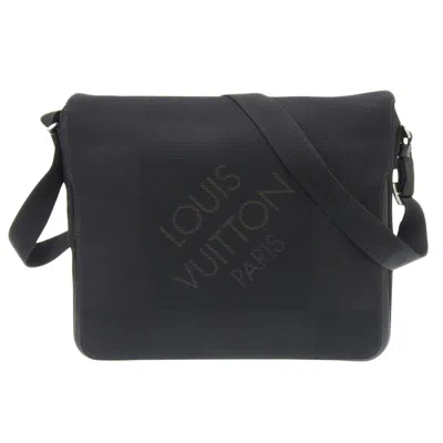 Pre-owned Louis Vuitton Messenger Black Canvas Shoulder Bag ()