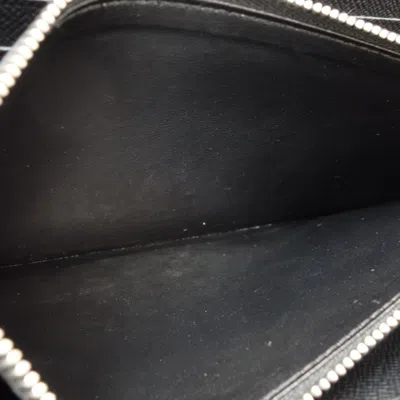 Pre-owned Louis Vuitton Zippy Xl Black Leather Wallet  ()
