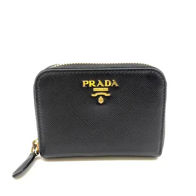 Shop Prada -- Black Leather Wallet  ()