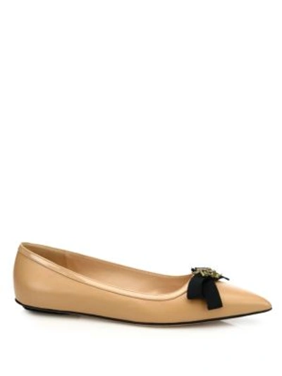 Gucci Moody Bee Leather Skimmer Bow Flats In Nude