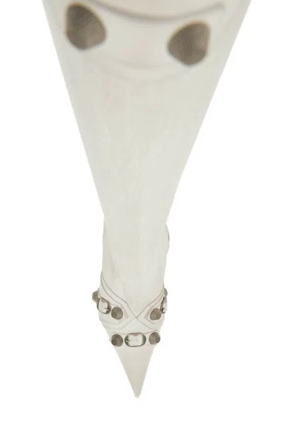 Shop Balenciaga 'cagole' Boots Women In White