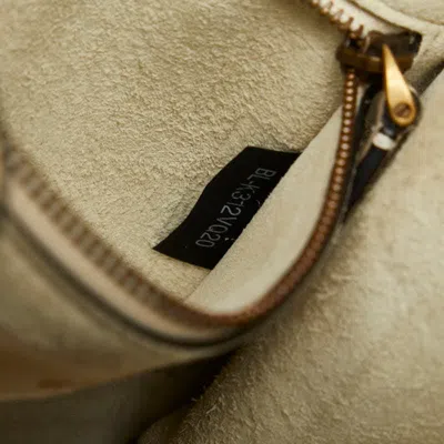 Shop Valentino Garavani Rockstud White Leather Shoulder Bag ()