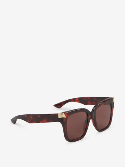 Shop Alexander Mcqueen Rectangular Sunglasses In Carei