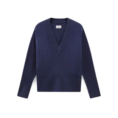 Shop Woolrich Cotton Cashmere V-neck In Maritime Blue