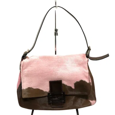 Shop Fendi Mamma Baguette Pink Leather Shoulder Bag ()