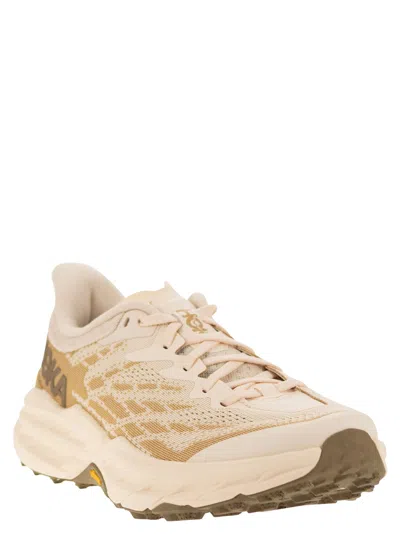 Hoka One Speedgoat 5 Sneakers