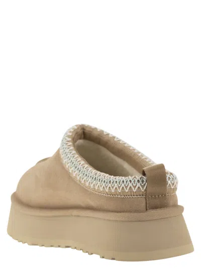 Ugg Tazz Slippers With Platform In Neutral