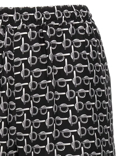 Burberry Shorts In Black