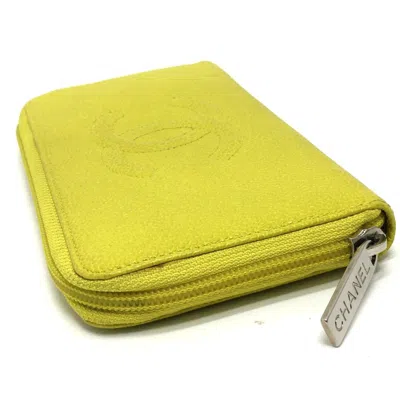 Pre-owned Chanel Logo Cc Yellow Leather Wallet  ()