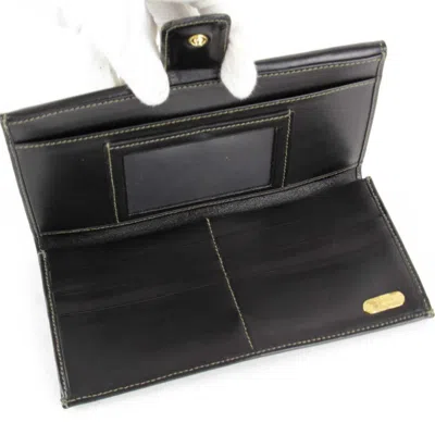 Shop Fendi Pequin Khaki Leather Wallet  ()