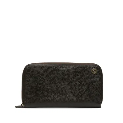 Shop Gucci Brown Leather Wallet  ()