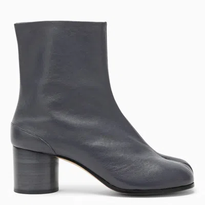 Shop Maison Margiela Dark Grey Tabi Low Boot Women In Gray