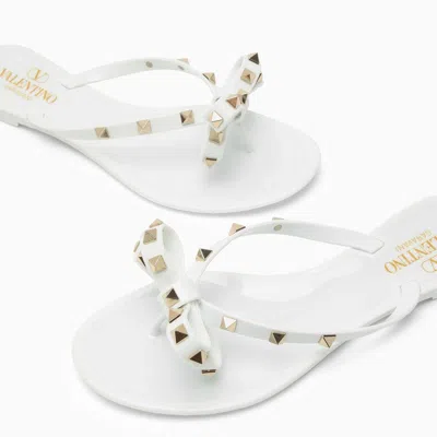 Shop Valentino Garavani White Rubber Rockstud Flip-flops Women