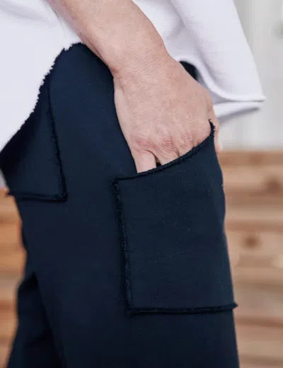 Frank & Eileen Eamon Patch Pocket Cotton Joggers In Navy