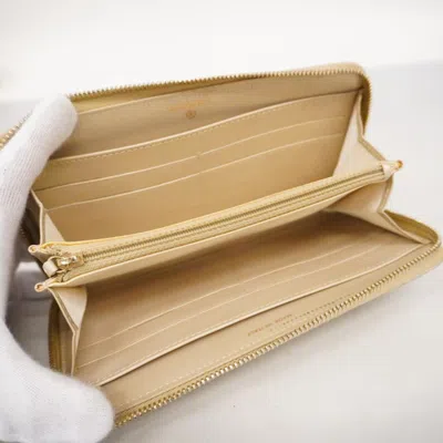 Pre-owned Chanel Zip Around Wallet Gold Leather Wallet  ()
