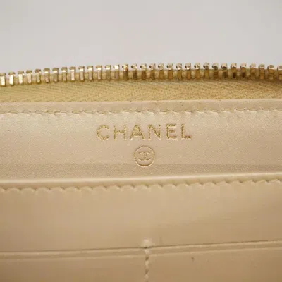 Pre-owned Chanel Zip Around Wallet Gold Leather Wallet  ()