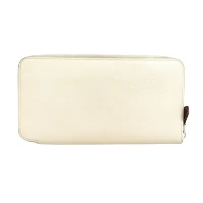 Shop Hermes Hermès Silk'in White Leather Wallet  ()