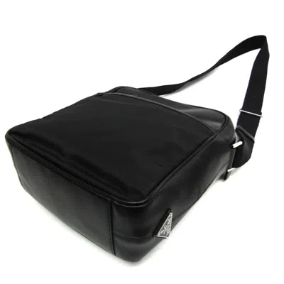 Shop Prada -- Black Leather Shoulder Bag ()