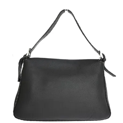 Shop Fendi Mamma Baguette Black Leather Shoulder Bag ()