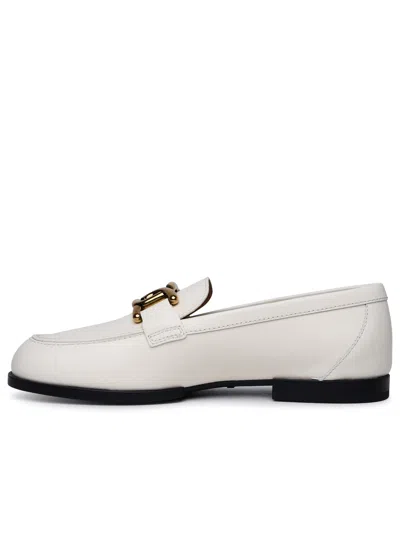 Shop Tod's Cream Leather Loafers Woman