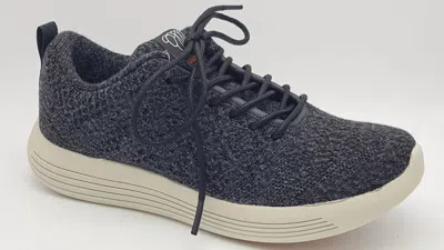 Shop Woolloomooloo Shirley Sneaker In Black In Grey
