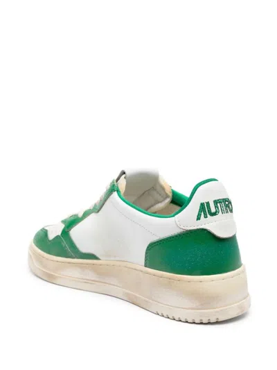 Shop Autry Super Vintage Low Leather Sneakers In Green