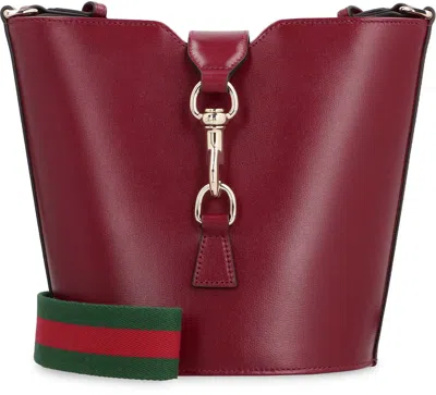 Shop Gucci Mini Bucket Bag In Burgundy