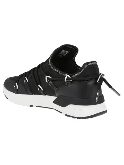 Shop Versace Jeans Couture Dynamic Sa6 Sneakers In Black/white