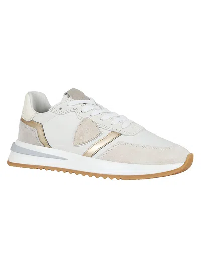 Shop Philippe Model Tropez 2.1 Low Woman In Mondial Blanc Or