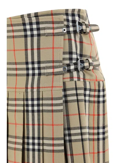 Burberry Women's Archive Beige Ip Chk Checked High-waisted Wool Mini Skirt In Archive Beige Ip Chk