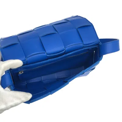 Shop Bottega Veneta Cassette Blue Leather Shoulder Bag ()