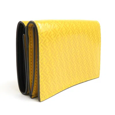 Shop Fendi Yellow Leather Wallet  ()