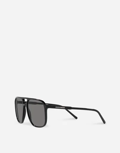 Dolce & Gabbana Thin Profile Square-frame Sunglasses In Black