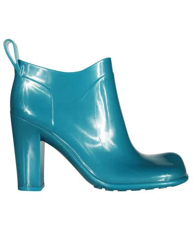 Shop Bottega Veneta Shine Rubber Boots In Turquoise