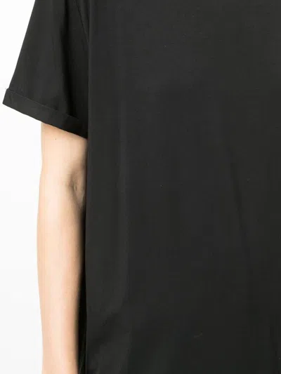Shop Lisa Von Tang T-shirts In Black