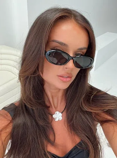 Shop Princess Polly Cassianer Sunglasses In Black