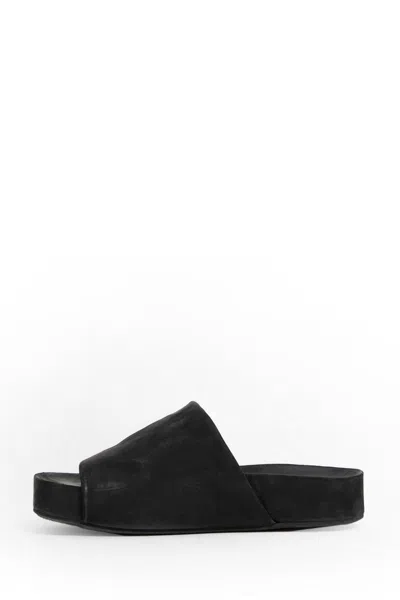 Uma Wang Slides In Black