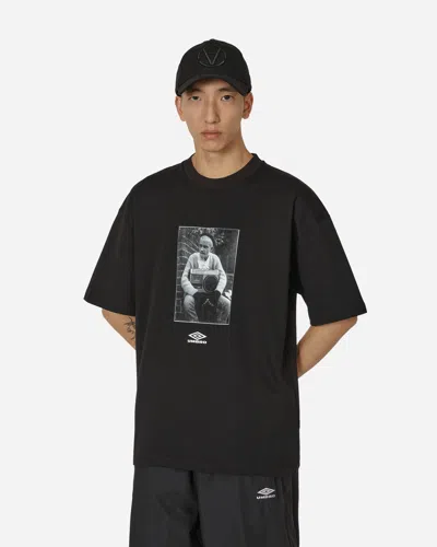 Shop Umbro Gavin Watson Exhibition Guy With The Boombox T-shirt In Black