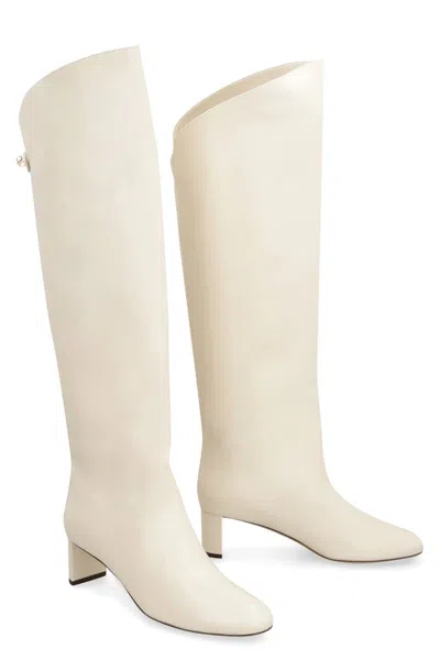 Shop Maison Skorpios Adry Leather Boots In Panna