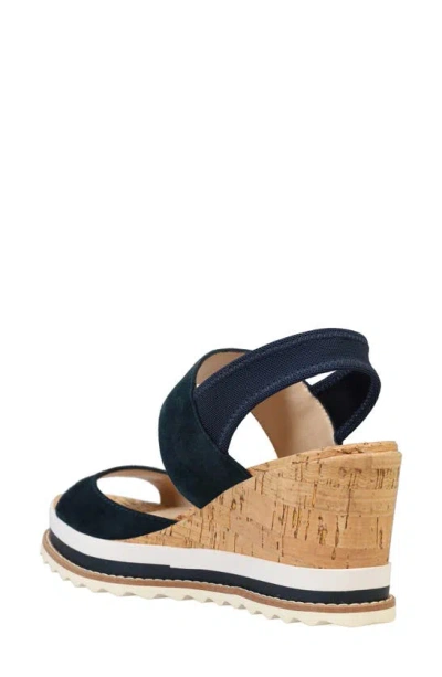 Pelle Moda Winta Platform Wedge Sandal In Midnight