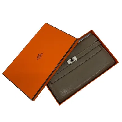 Shop Hermes Hermès Kelly Grey Leather Wallet  ()
